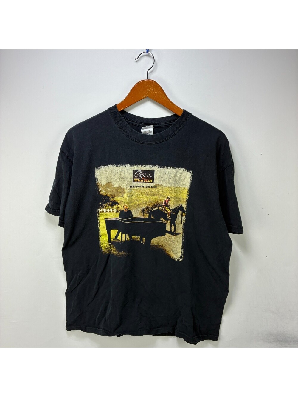 Vintage Elton John Captain And The Kid Tour T shirt Large